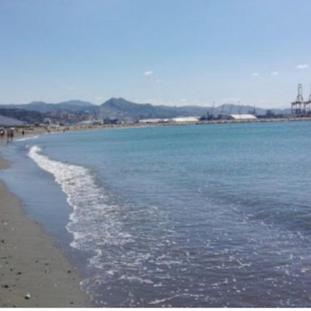 Love Rent4 Malaga Pacifico Luaran gambar