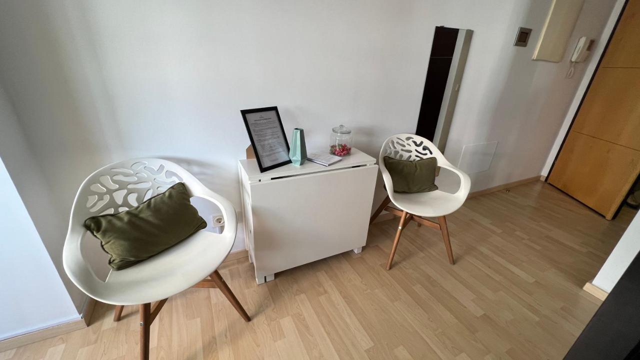 Love Rent4 Malaga Pacifico Luaran gambar